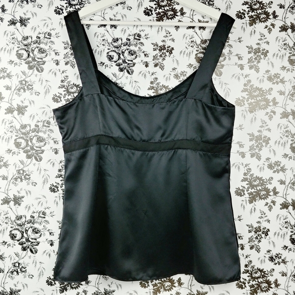 Ann Taylor Loft satin pintuck tuxedo tank top - Picture 2 of 8